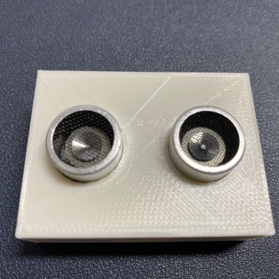 Caixa para sensor ultrassónico Arduino em 3D sem cara com ultrassónico incluído