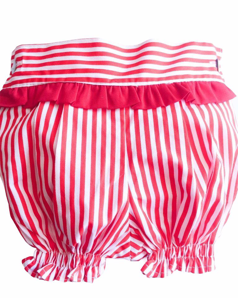 Tapa fraldas com riscas vermelhas