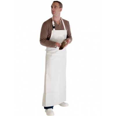 Homem com avental branco comprido segurando utensílio de cerdas