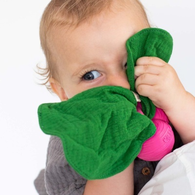 Mini Mordedor Rabanete -  Ramona