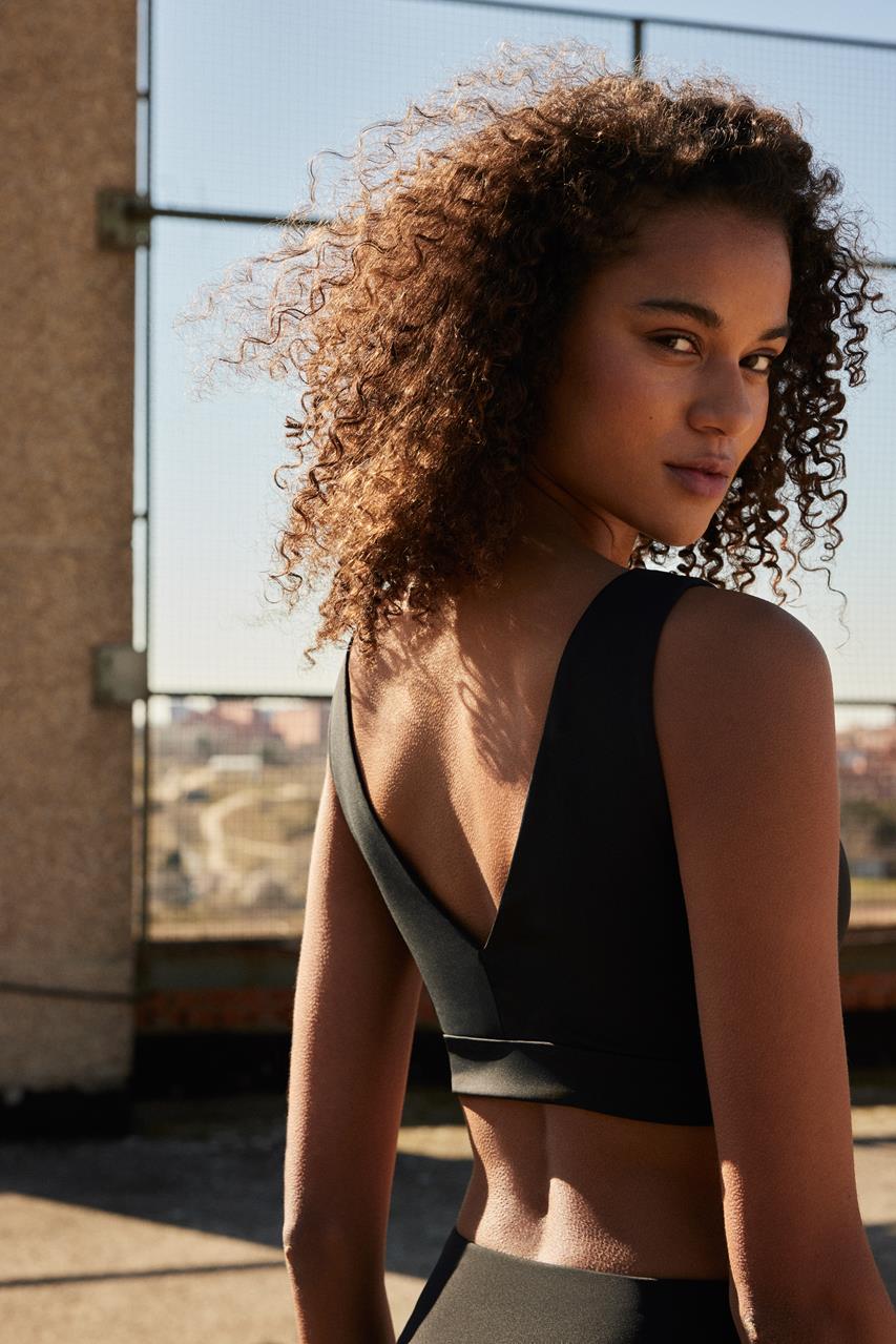 Soutien&#x20;desportivo&#x20;ysabel&#x20;mora&#x20;70848