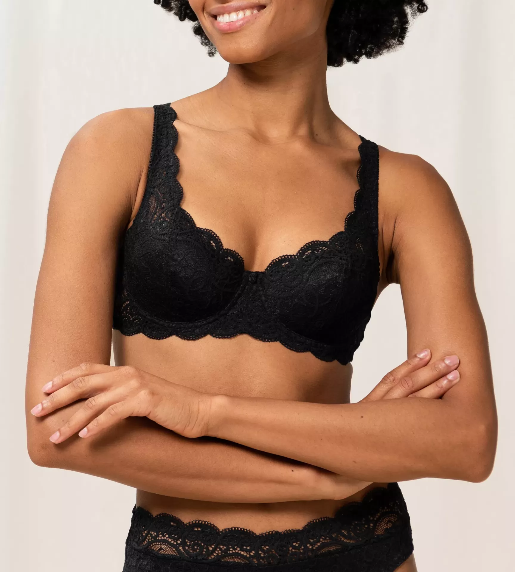 AMOURETTE&#x20;300&#x20;WHP&#x20;X