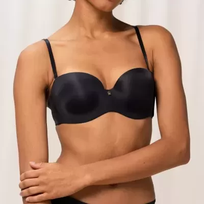 BODY&#x20;MAKE-UP&#x20;ESSENTIALS&#x20;WDP