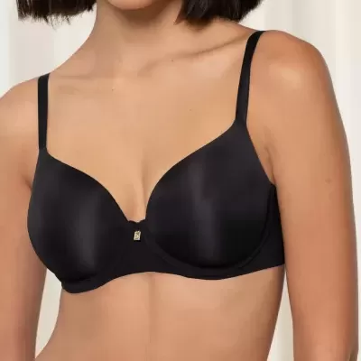 BODY&#x20;MAKE-UP&#x20;ESSENTIALS&#x20;WP