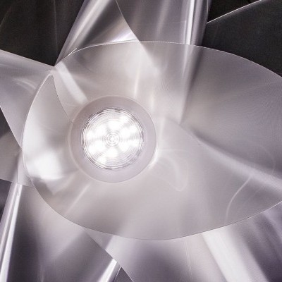 Folha transparente de plástico ondulada