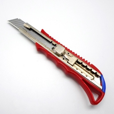 X-acto c/ 1 lâmina de 18mm