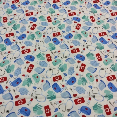 TECIDO Blank Quilting Pam Branch "Doctors ara everyday heroes" 1927 T1701