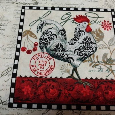 Tecido StudioE Fabrics "Le Poulet" 5463P T1589