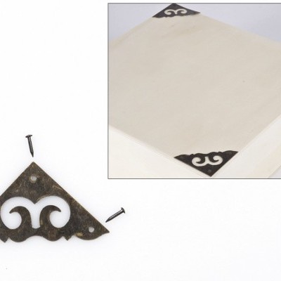 CANTOS METÁLICOS 3.7X3.7X5.3cm 90052