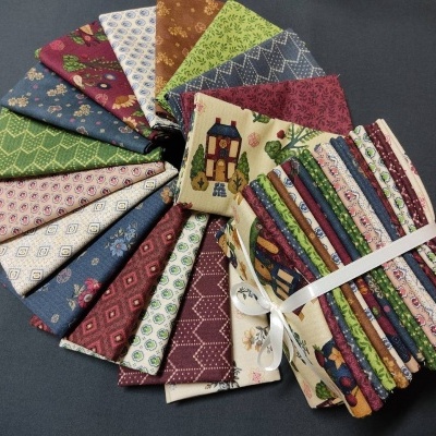 CONJUNTO DE 16 FQ 50X55CM "HOUSE ON SUMMER HILL" BY HANNAH WEST 230113D