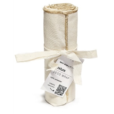 Individual cor natural com bordas em fio dourado 47x47cm