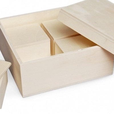 CAIXA 17X17X8.5X0,8CM C/4 CX 7X7X4.5CM 64391