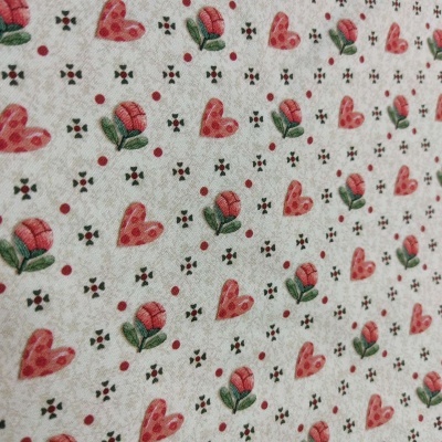 TECIDO FUXICOS E FRICOTES Corações Bege AM006