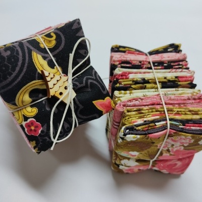 Conjunto de 9 tecidos WILMINGTON PRINTS "PATHWAYS" KAYE ENGLAND 2401A