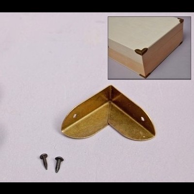 CANTOS DOURADOS ENVELHECIDOS 2.2x2.2x0.7cm 90110