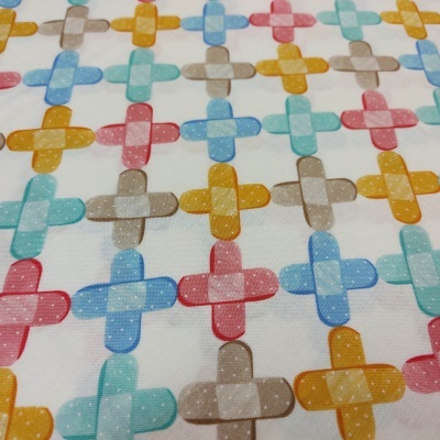 TECIDO BLANK QUILTING PAM BRANCH "DOCTORS ARA EVERYDAY HEROES" 1929 T1701