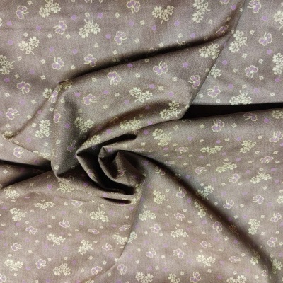 Tecido "House on Summer Hill" by Hannah West of Luckyday for Henry Glass & Co. 2918-44