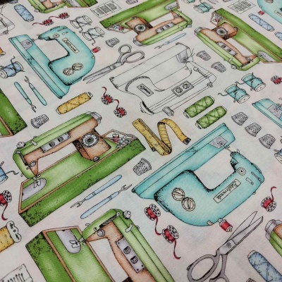 TECIDO MAYWOOD STUDIO "MEASURE TWICE" BY KRIS LAMMERS 9890 T1539