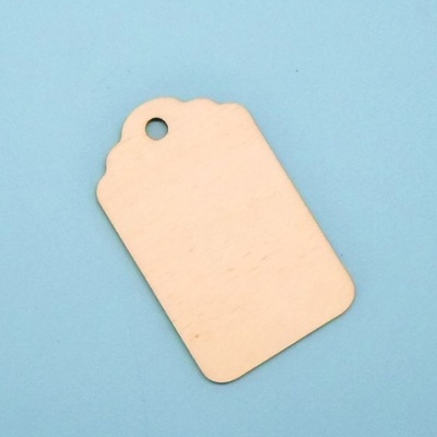 Aplicação em forma de etiqueta retangular c/ cantos recortados 8cm 98201.8