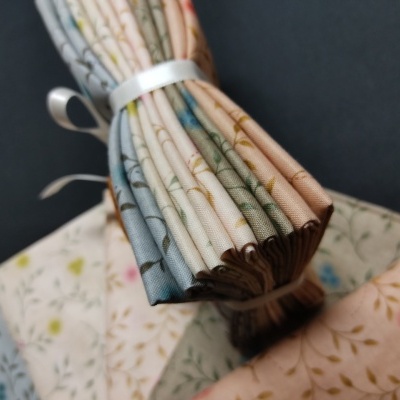 Conjunto de 5 FQ Handworks Fabric Yoko Oodachi 230210