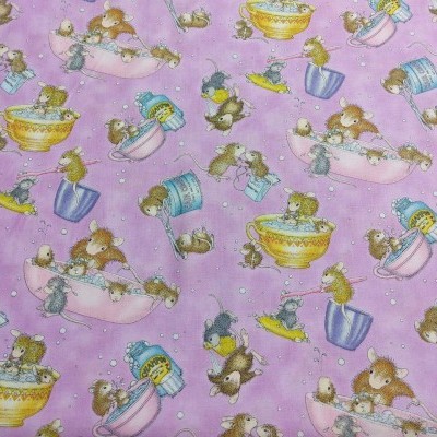 TECIDO QUILTING TREASURES  House - Mouse B11