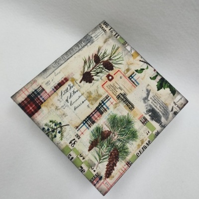 2 TABULEIROS madeira Natal 17,5x17,5x7,5 - 19x19x6cm 871067 "Tim Holtz"