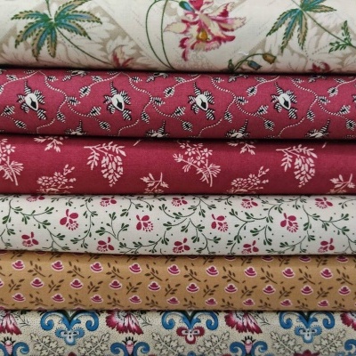 Tecido Marcus Fabrics "Vintage Charm" FLEUR DE LIS R330511  BEIGE