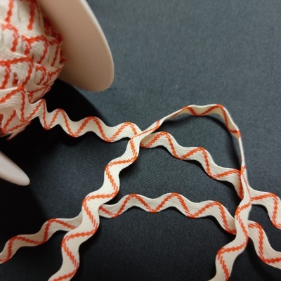 Grega média V.D. Vermelho Laranja/Cru G0064