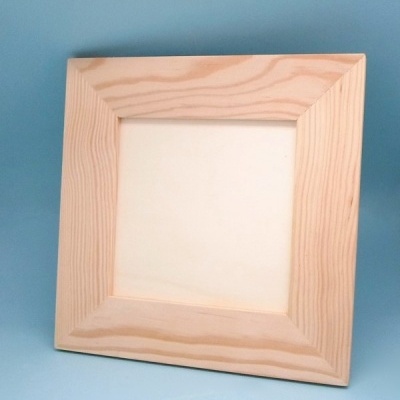 Moldura pinho c/lombada de 5cm 9105.30x30