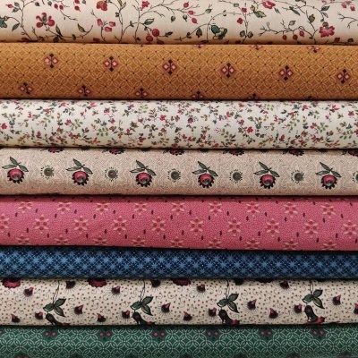 Tecido Marcus Fabrics "STURBRIDGE FLORAL PETITES" SUNDAY BEST R170710D  BEIGE