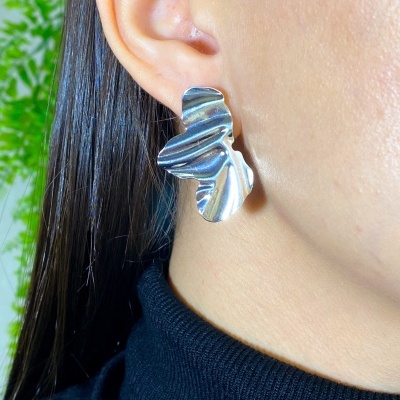 Brinco&#x20;Meia&#x20;Flor&#x20;Org&#x00E2;nico&#x20;M&#x20;-&#x20;Banhado&#x20;Prata&#x20;925