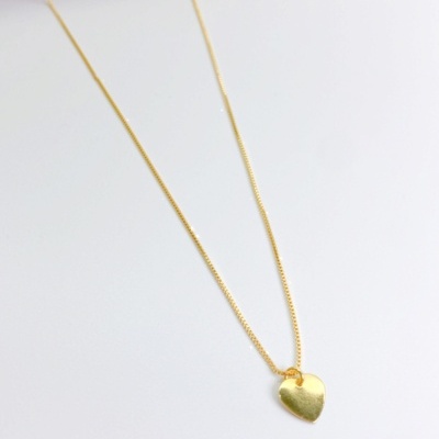 Colar&#x20;Longo&#x20;com&#x20;Pingente&#x20;Cora&#x00E7;&#x00E3;o&#x20;-&#x20;Banhada&#x20;Ouro&#x20;18k