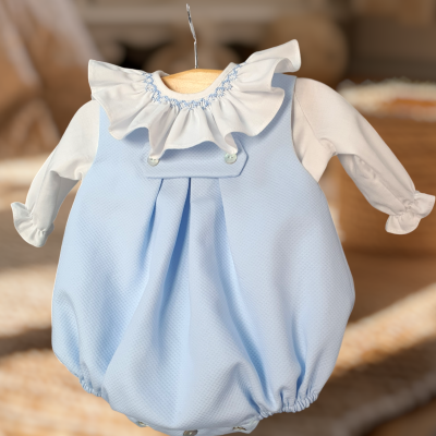 Look Piquet Delight com gola Smock