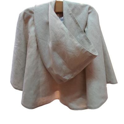 Capa de linho com capuz