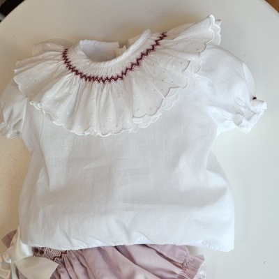 Camisa body com gola plumeti bordada