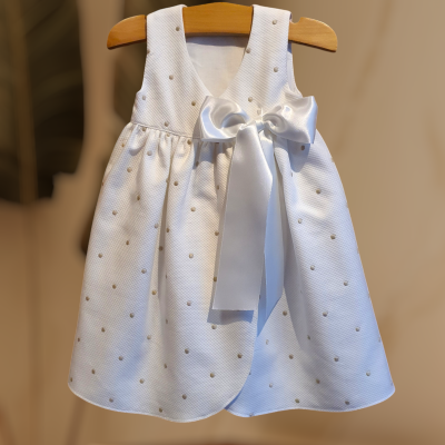 Cueiro piquet bolinhas bege