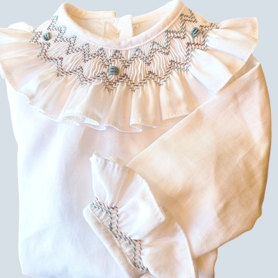 Camisa ou body cinza e menta