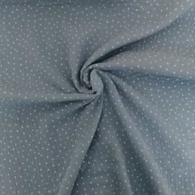 Musselina azul com pintinhas brancas