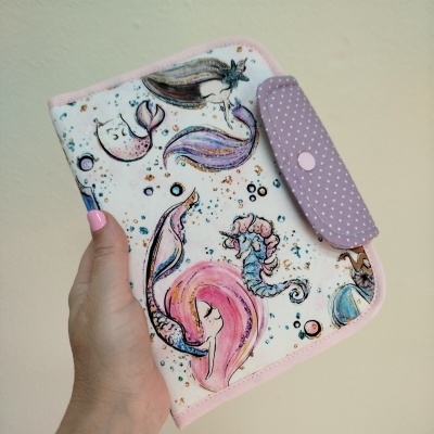 Porta documentos | bolsa boletins | Porta boletins | Sereias com lilás