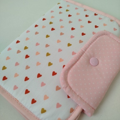 Porta documentos | bolsa boletins | Porta boletins | mini corações