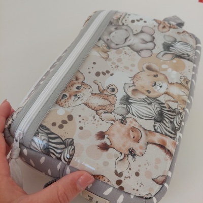 babybu | bolsa higiene bebé | bolsa para fraldas | personalizado| Baby Safari