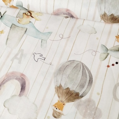 Tecido alfabeto e bichinhos