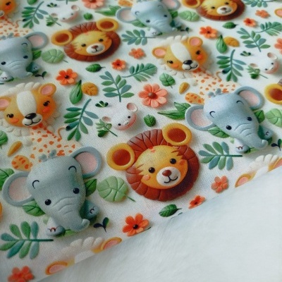 Tecido carinhas de bichinhos da selva 3D