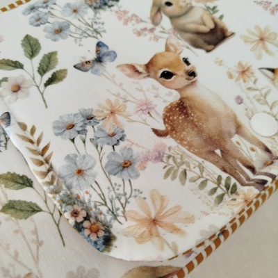 babybu | bolsa higiene bebé | bolsa para fraldas | Cutie com riscas mostarda