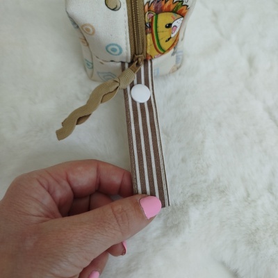 Cubo para chuchas | bolsa para chupetas | porta chuchas | mini índios com riscas castanhas