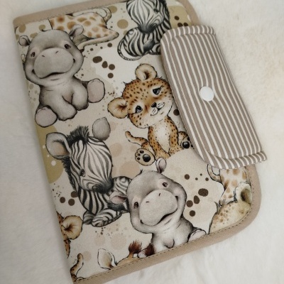 Porta documentos | bolsa boletins | Porta boletins | baby safari com riscas areia