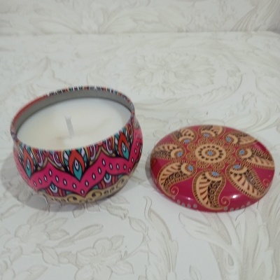 Vela de soja em caixa de metal Mandala do Amor Próprio