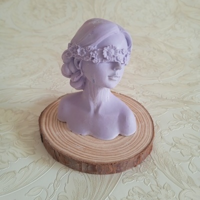 Estátua Amor Próprio em gesso perfumado