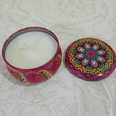 Vela de soja em caixa de metal Mandala do sucesso