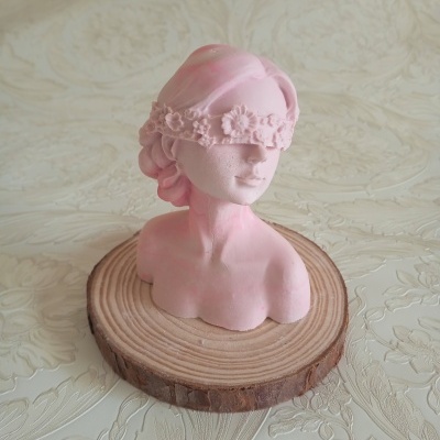 Estátua Amor Próprio em gesso perfumado